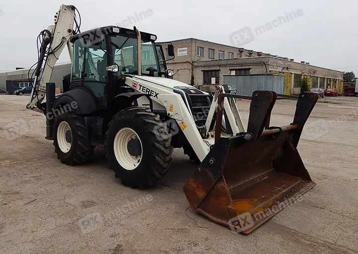 Экскаватор-погрузчик Terex 970 с оператором