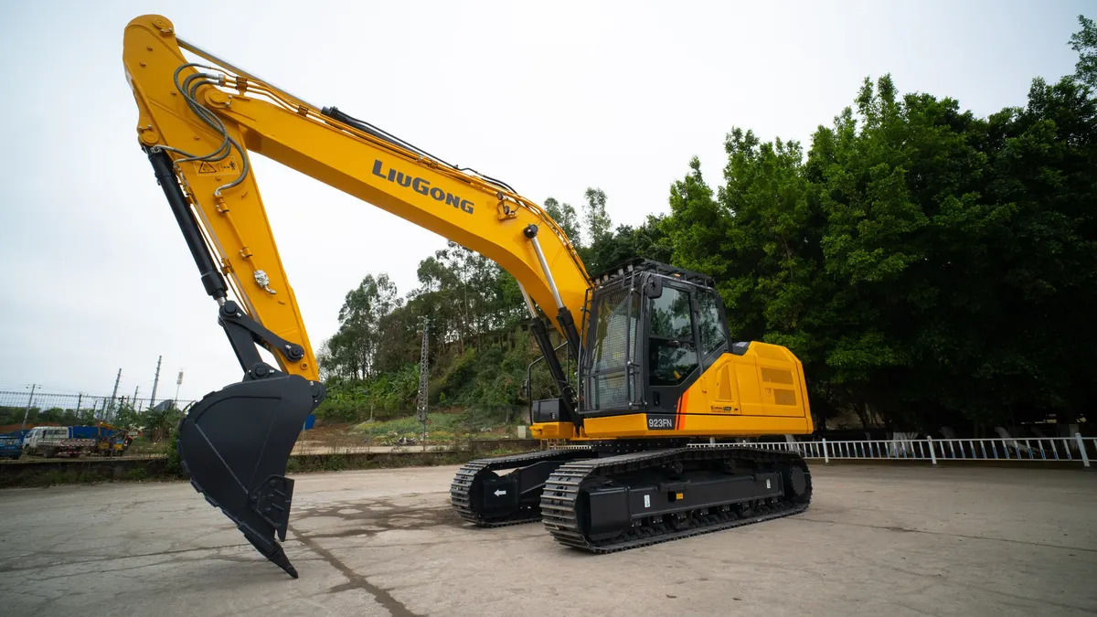 Гусеничный экскаватор LiuGong 923FN