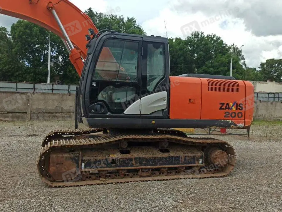 Экскаватор гусеничный Hitachi ZX200-5G, 2017 — фото 1 из 1