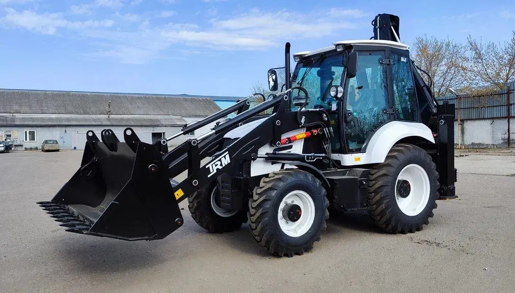 Экскаватор-погрузчик TRM-B4X